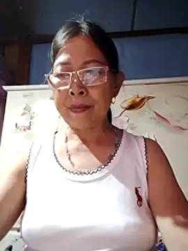 Snapshot of Sky-rain98 chatting on July 9, 2026, 1:48 pm Sky-rain98 online show from July 9, 2026, 1:48 pm
