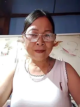 Snapshot of Sky-rain98 chatting on July 15, 2026, 2:22 pm Sky-rain98 online show from July 15, 2026, 2:22 pm