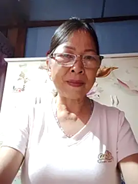 Snapshot of Sky-rain98 chatting on July 19, 2026, 7:50 pm Sky-rain98 online show from July 19, 2026, 7:50 pm