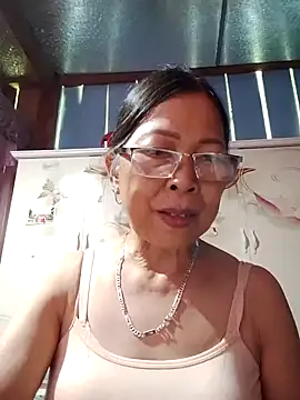 Snapshot of Sky-rain98 chatting on July 20, 2026, 7:55 am Sky-rain98 online show from July 20, 2026, 7:55 am
