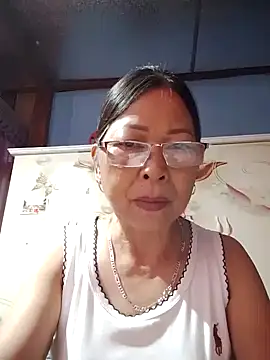 Snapshot of Sky-rain98 chatting on July 24, 2026, 8:29 pm Sky-rain98 online show from July 24, 2026, 8:29 pm