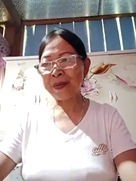 Snapshot of Sky-rain98 chatting on July 26, 2026, 8:43 am Sky-rain98 online show from July 26, 2026, 8:43 am