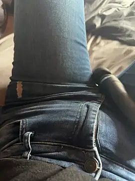 aleexii s online show from March 11, 2026, 11:16 am