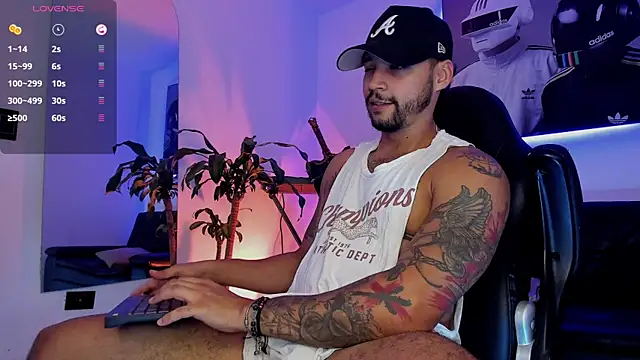 NikoHank  online show from July 19, 2026, 5:33 am