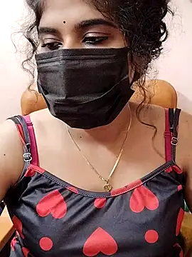 Sunitha28 online show from March 5, 2026, 5:09 pm