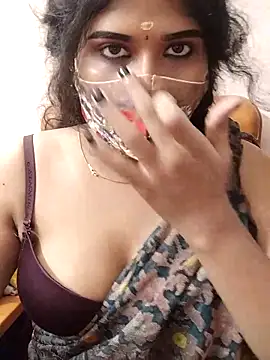 Sunitha28 online show from April 15, 2026, 4:25 pm