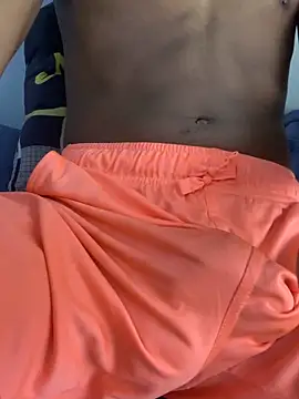 Snapshot of Mickaem chatting on March 4, 2026, 12:00 pm Mickaem online show from March 4, 2026, 12:00 pm