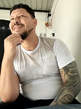 Snapshot of BadboyDirty1 chatting on August 5, 2026, 1:36 pm BadboyDirty1 online show from August 5, 2026, 1:36 pm