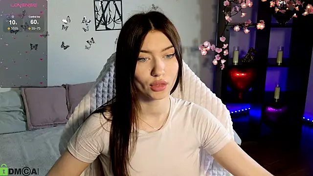 Snapshot of Sugar_Kitten12 chatting on June 11, 2026, 2:53 am Sugar Kitten12 online show from June 11, 2026, 2:53 am