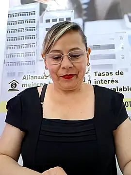 Cinthya-- online show from March 9, 2026, 6:23 pm