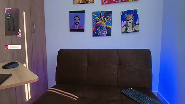 mazi  keen   online show from March 25, 2026, 9:10 pm