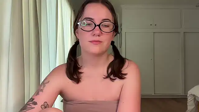 summerxo online show from June 5, 2026, 8:25 pm