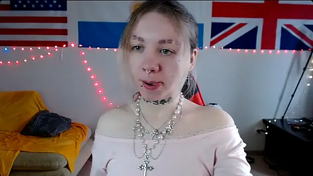 Nica Kawaii online show from March 12, 2026, 5:13 am