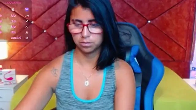 Alisha Gamskar13 online show from May 11, 2026, 2:01 pm