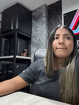 Emma Carteer 1 online show from March 10, 2026, 4:50 am