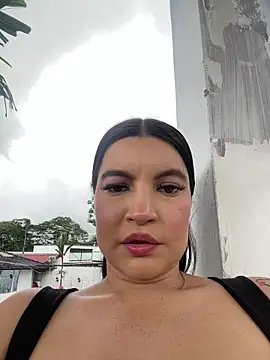 Pretty Julieta online show from May 31, 2026, 6:09 pm