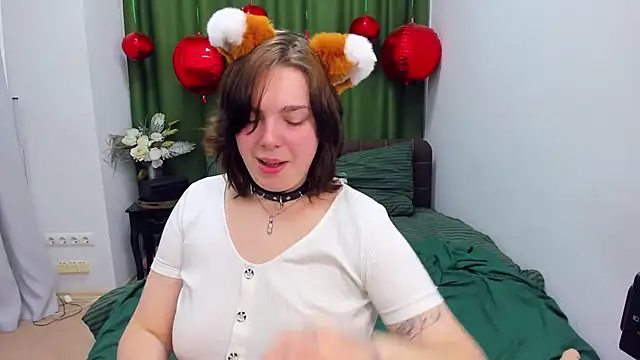 DanielaHot4u online show from April 5, 2026, 7:27 am