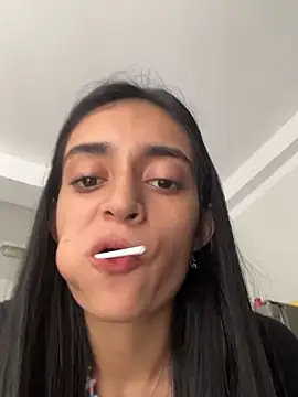 Snapshot of leilani_X chatting on May 5, 2026, 3:31 pm leilani X online show from May 5, 2026, 3:31 pm