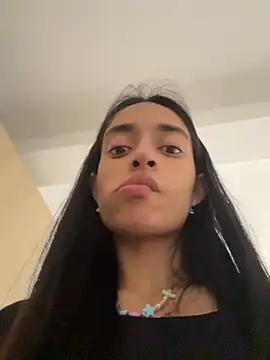 Snapshot of leilani_X chatting on May 13, 2026, 1:41 pm leilani X online show from May 13, 2026, 1:41 pm