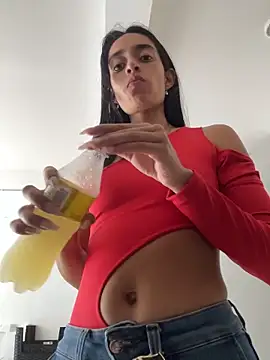 Snapshot of leilani_X chatting on May 14, 2026, 12:45 pm leilani X online show from May 14, 2026, 12:45 pm