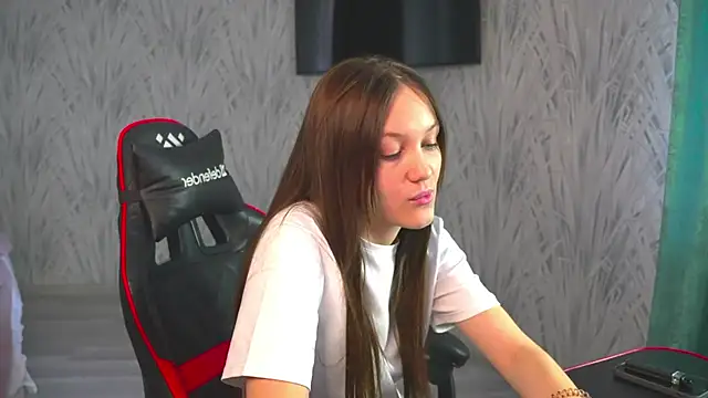 MeiRhew online show from March 10, 2026, 8:41 am