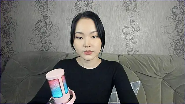 tia kaii online show from March 12, 2026, 5:19 pm