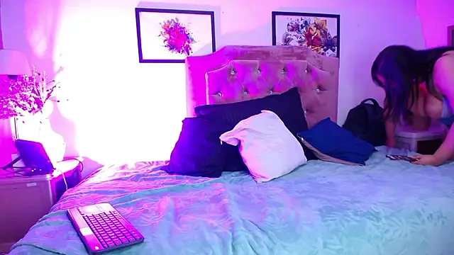 Selenee23 online show from March 11, 2026, 11:27 am