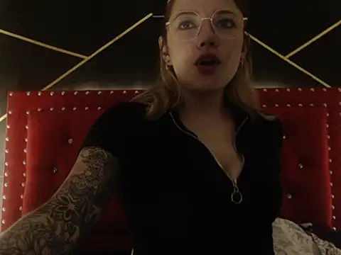 danielawidx online show from March 8, 2026, 1:47 am