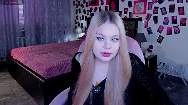 AmeliaMerris online show from March 12, 2026, 10:54 am