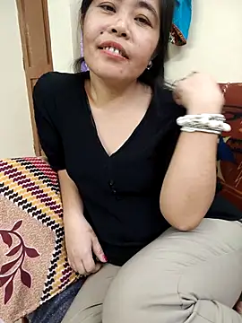 Snapshot of Manisha-Rai chatting on April 10, 2026, 10:42 am Manisha-Rai online show from April 10, 2026, 10:42 am
