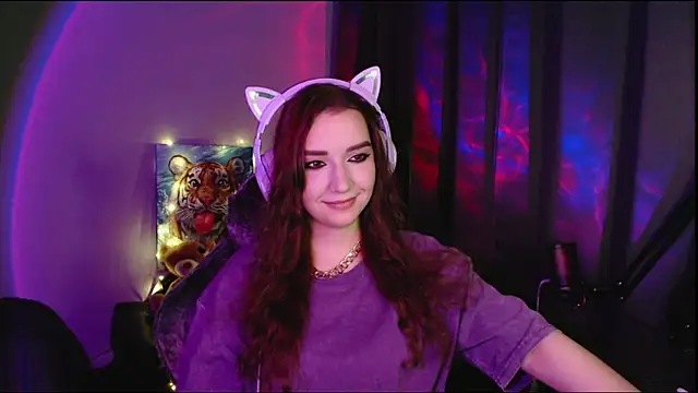 Celia Sensual  online show from May 30, 2026, 6:49 pm