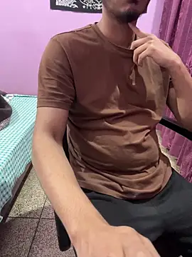 shubhfuckmw online show from March 18, 2026, 9:56 am