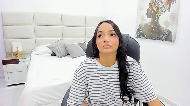 Snapshot of Chloelarsons chatting on March 26, 2026, 8:03 pm Chloelarsons online show from March 26, 2026, 8:03 pm