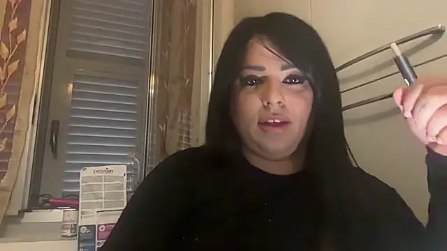 Snapshot of giaduzza chatting on April 1, 2026, 5:32 pm giaduzza online show from April 1, 2026, 5:32 pm