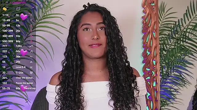 Snapshot of SoyJuliana_19 chatting on July 12, 2026, 1:35 pm SoyJuliana 19 online show from July 12, 2026, 1:35 pm