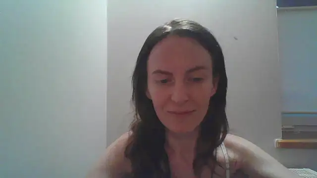 AnnaTight online show from July 7, 2026, 6:23 pm