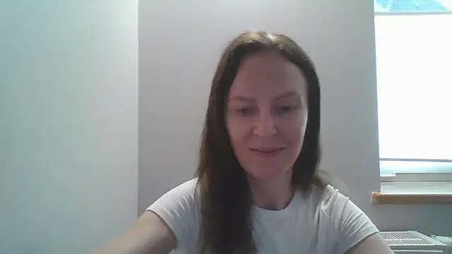 AnnaTight online show from July 16, 2026, 8:31 am