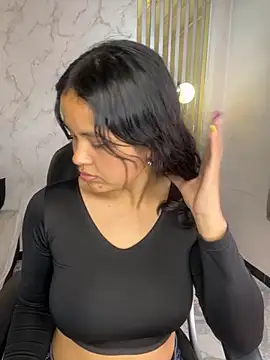 Snapshot of Catalinaa01 chatting on May 24, 2026, 3:22 am Catalinaa01 online show from May 24, 2026, 3:22 am