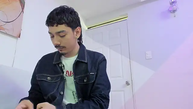 finn jackson online show from March 26, 2026, 7:52 pm