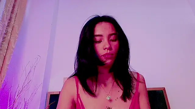 ValkaVega online show from April 7, 2026, 11:54 am