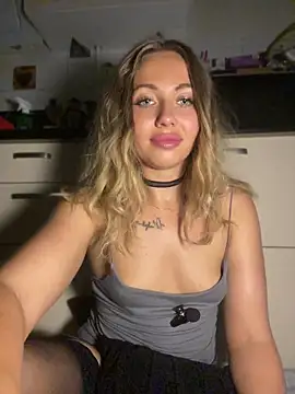 AngelEnigma online show from July 2, 2026, 11:33 pm