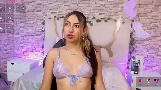 cloe 1tay online show from March 13, 2026, 7:42 pm