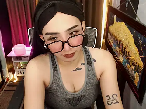 Snapshot of SexyCommander chatting on April 7, 2026, 12:49 pm SexyCommander online show from April 7, 2026, 12:49 pm