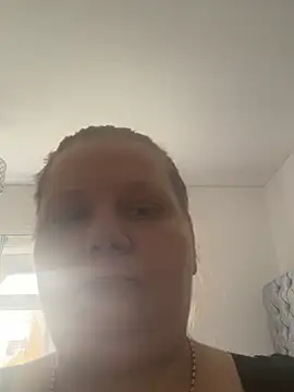 Snapshot of Miss_CurvyCharmaine chatting on March 7, 2026, 12:13 pm Miss CurvyCharmaine online show from March 7, 2026, 12:13 pm