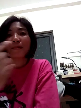 Snapshot of Miinn99 chatting on March 12, 2026, 5:30 pm Miinn99 online show from March 12, 2026, 5:30 pm
