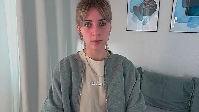 RebeccaaNelson online show from March 25, 2026, 7:14 am