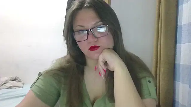 Snapshot of MuseChic_Wild chatting on June 3, 2026, 7:41 pm MuseChic Wild online show from June 3, 2026, 7:41 pm