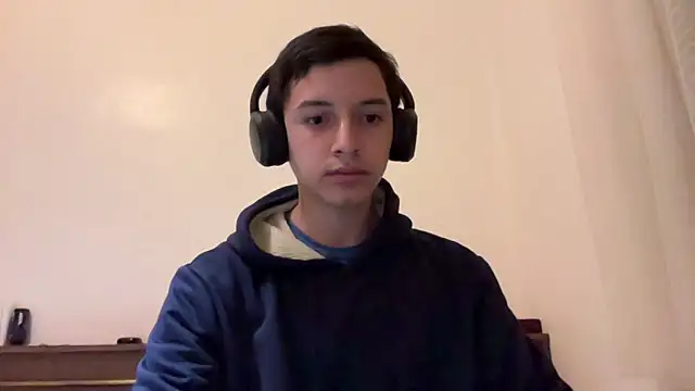 Snapshot of Chiu-zo chatting on March 23, 2026, 9:30 pm Chiu-zo online show from March 23, 2026, 9:30 pm