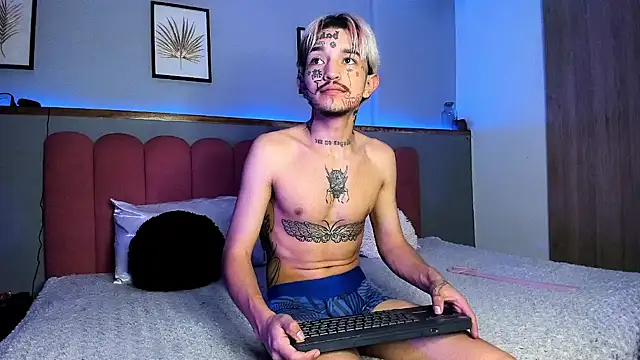 Snapshot of MidnightSinners chatting on March 24, 2026, 10:37 pm MidnightSinners online show from March 24, 2026, 10:37 pm