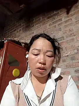 Yellow-pink online show from March 21, 2026, 1:10 am